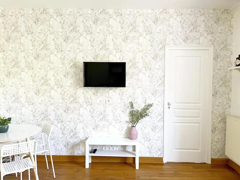 Paris Appartement A 2 Pas Du Metro